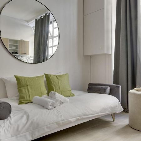 Bright Charming Modern Studio By Dreamy Canal St Martin 10Eme Metro Goncourt Apartment ปารีส ภายนอก รูปภาพ
