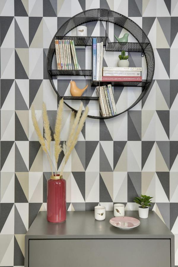 Bright Charming Modern Studio By Dreamy Canal St Martin 10Eme Metro Goncourt Apartment ปารีส ภายนอก รูปภาพ
