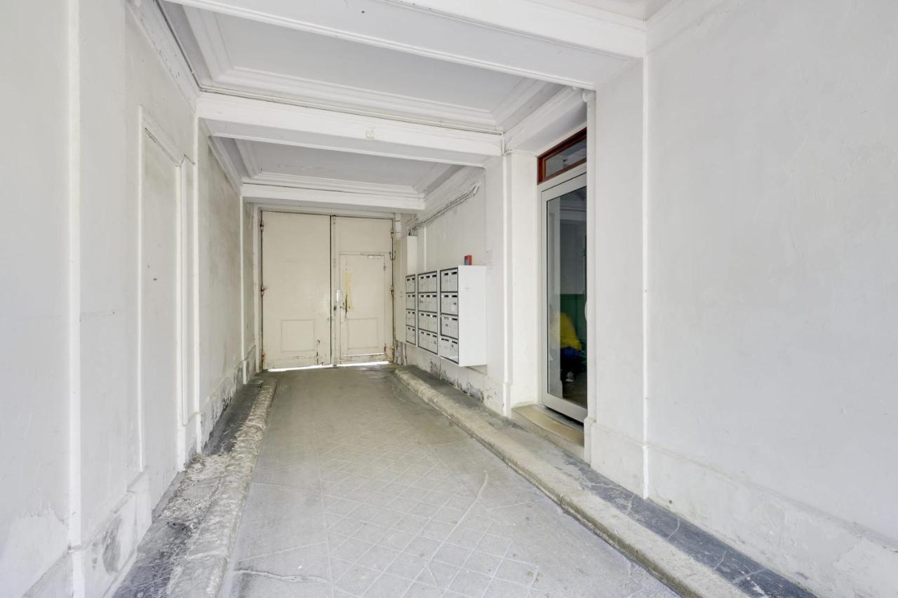 Bright Charming Modern Studio By Dreamy Canal St Martin 10Eme Metro Goncourt Apartment ปารีส ภายนอก รูปภาพ